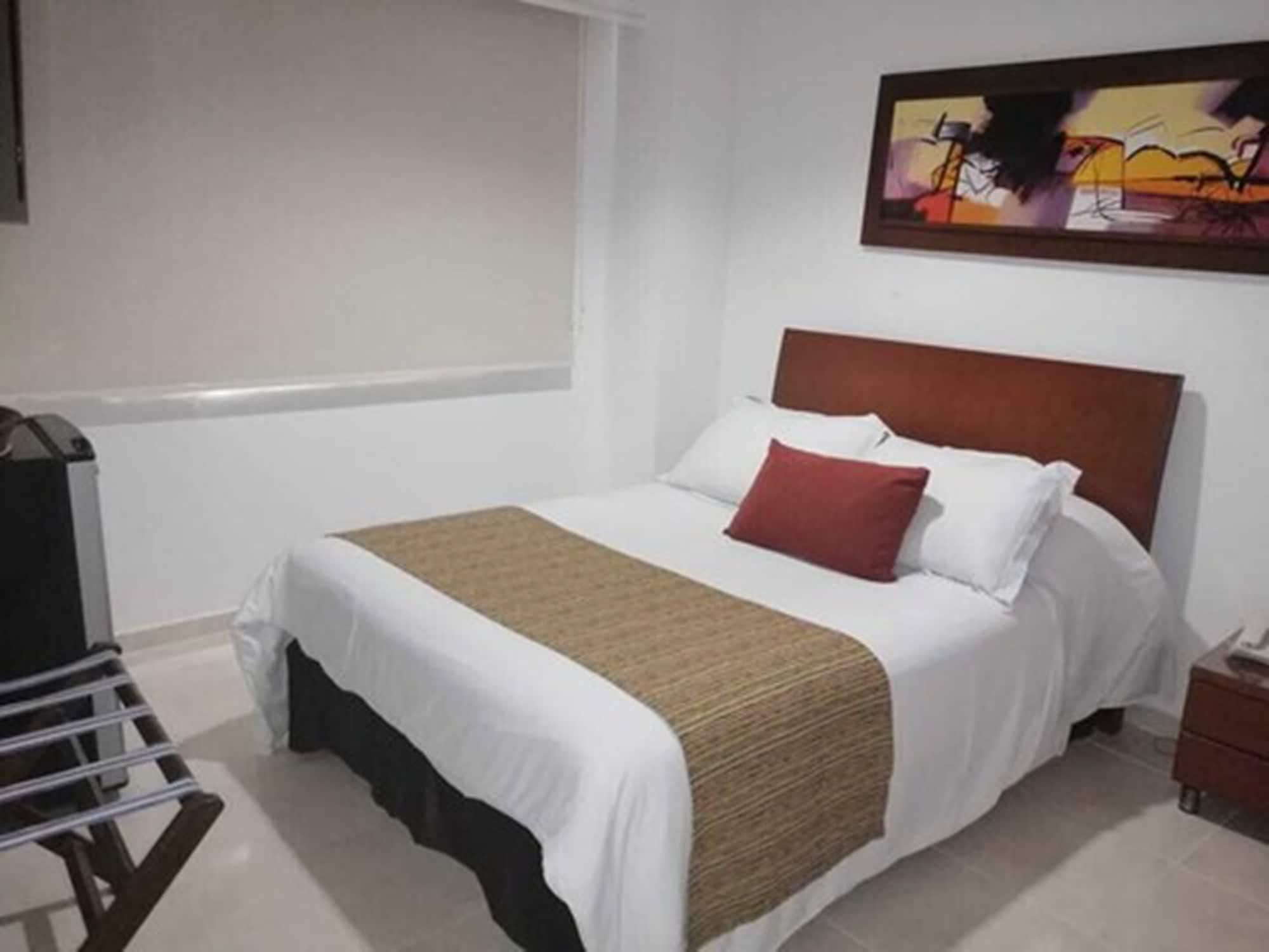 Hotel Buena Vista Express ブカラマンガ エクステリア 写真