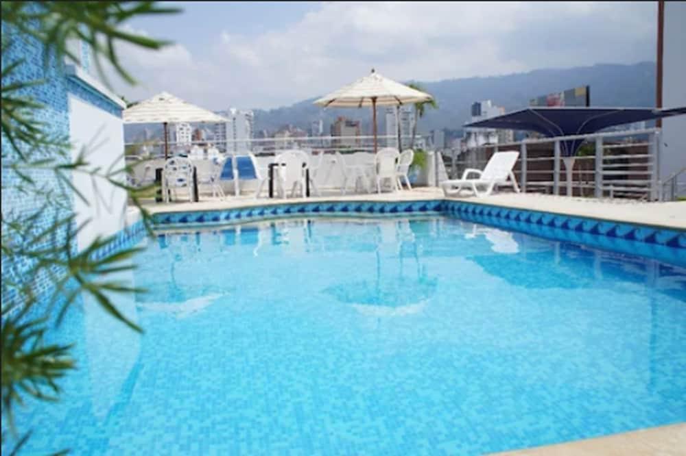 Hotel Buena Vista Express ブカラマンガ エクステリア 写真