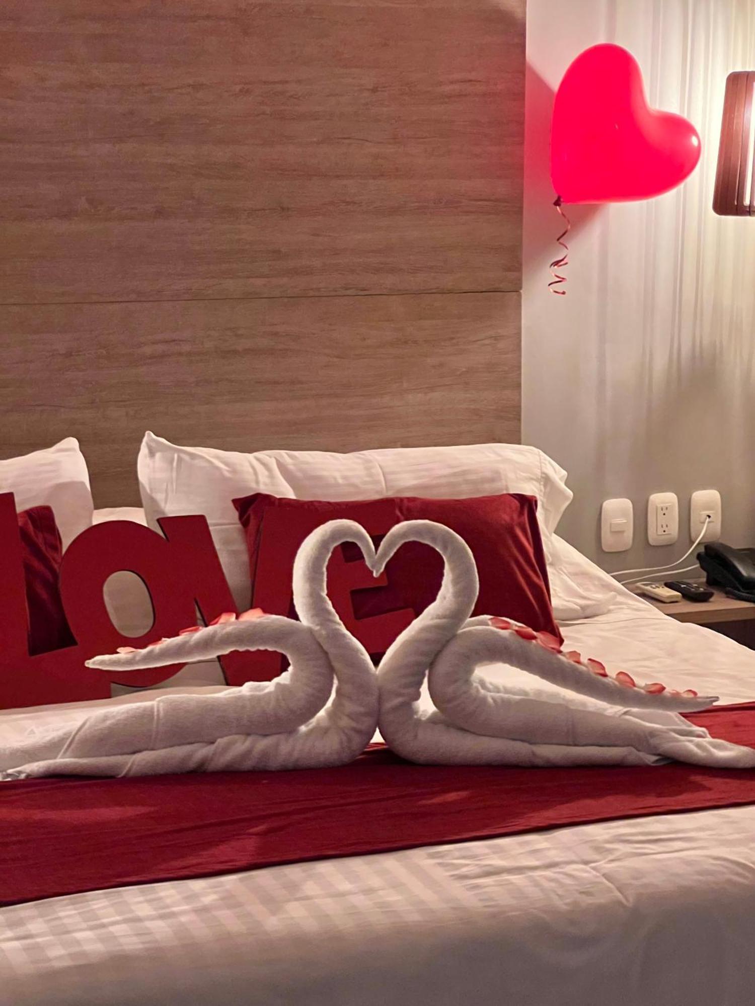 Hotel Buena Vista Express ブカラマンガ エクステリア 写真