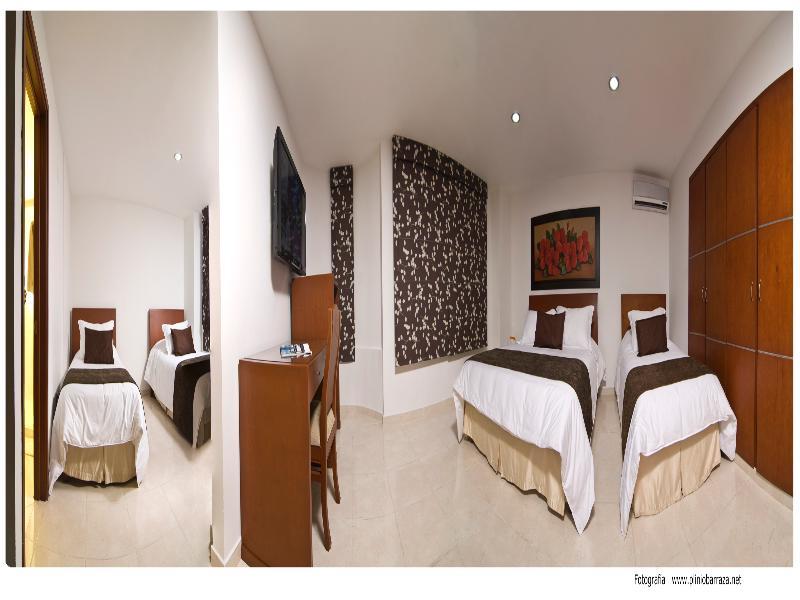 Hotel Buena Vista Express ブカラマンガ エクステリア 写真
