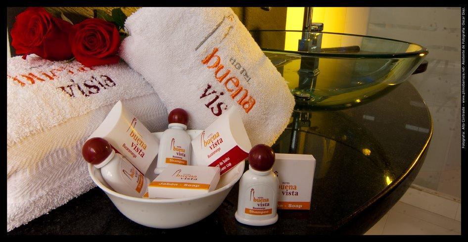 Hotel Buena Vista Express ブカラマンガ エクステリア 写真